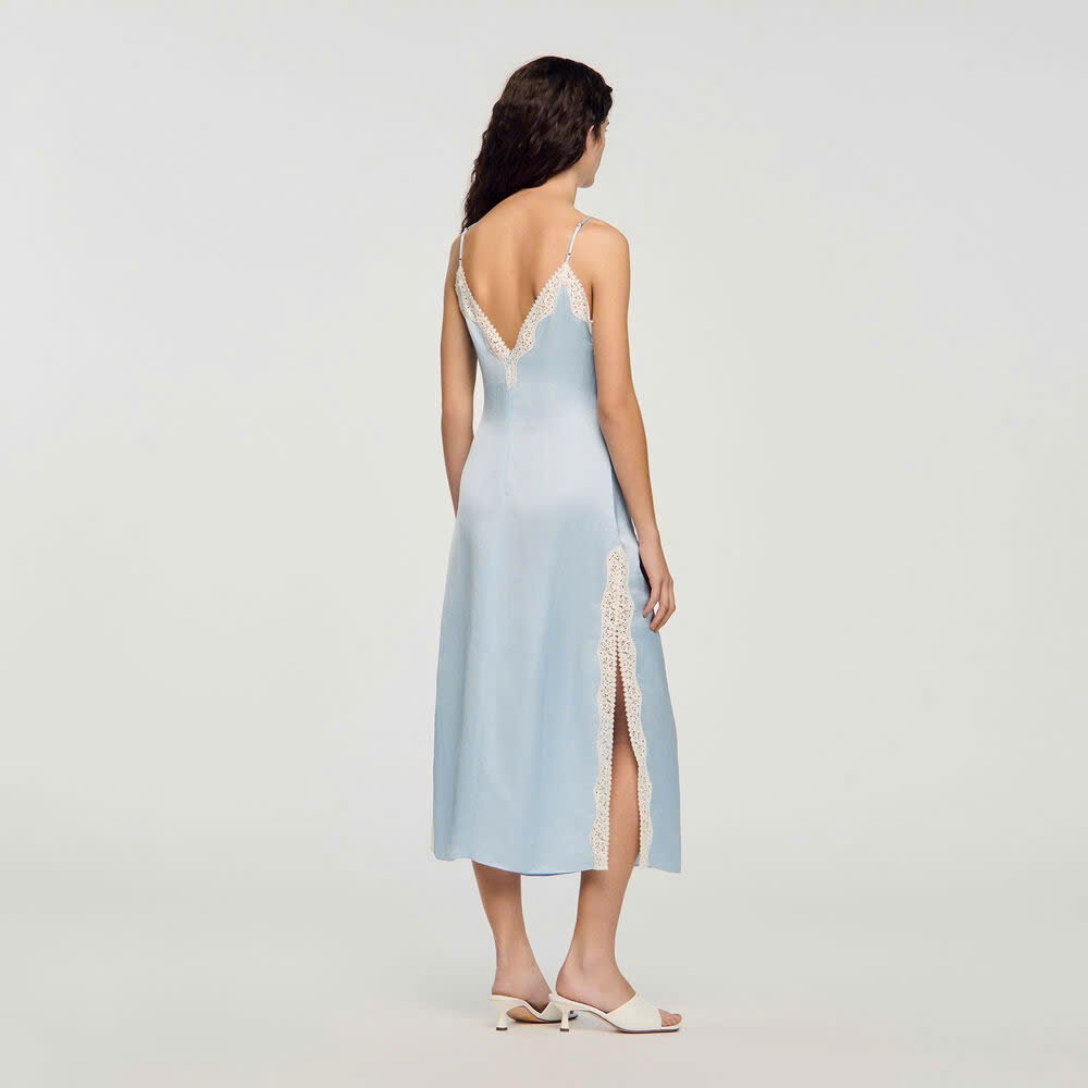 ĐẦM MAXI HIỆU ỨNG SATIN CÓ DÂY ĐEO