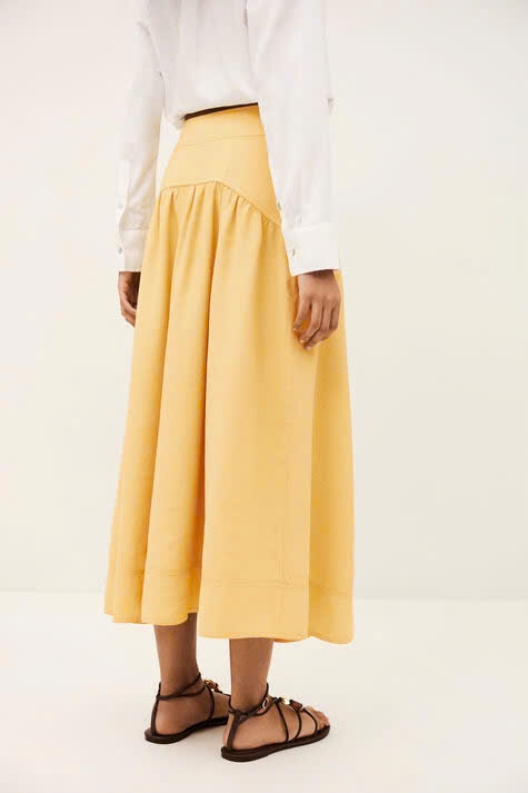 Chân váy midi kaki vàng kèm belt
