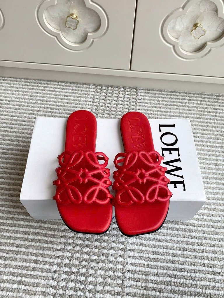 Dép bệt LOEWE (bản hàng xuất 2 màu)