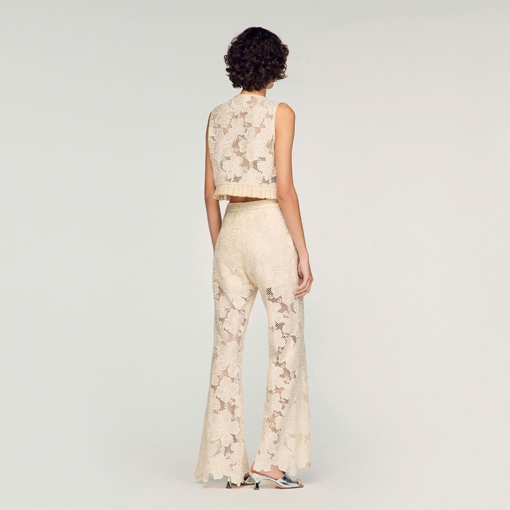 ÁO CROPTOP XẾP NẾP BẰNG REN GUIPURE