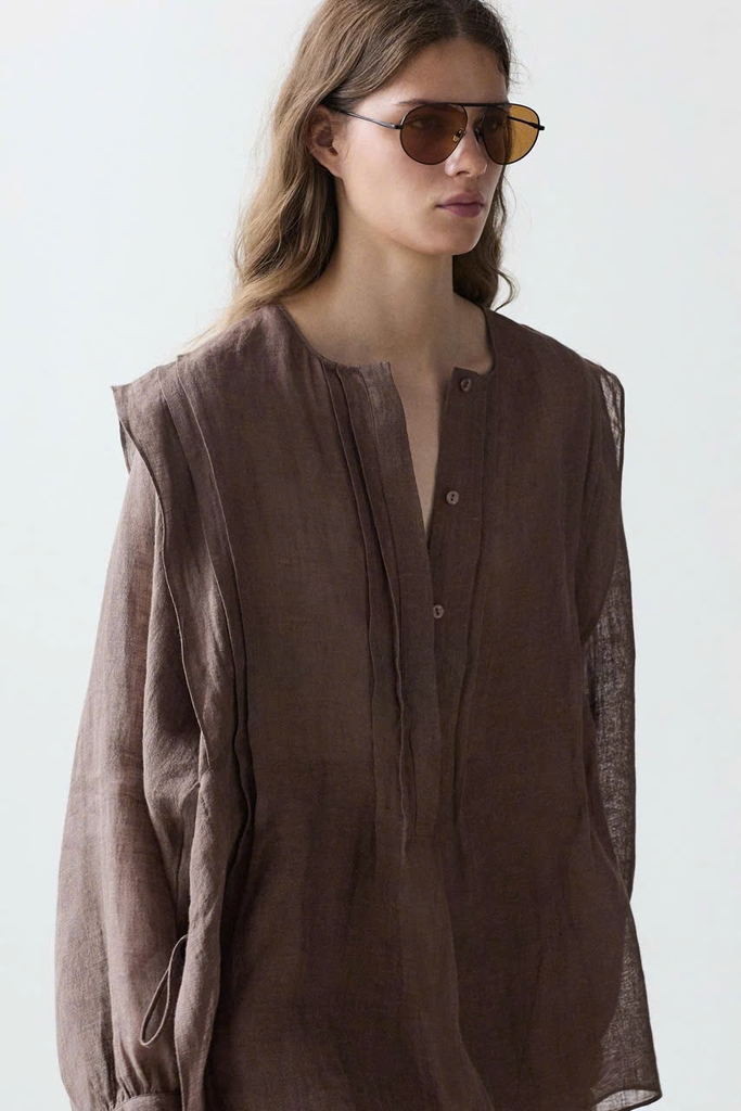 ÁO BLOUSE OVERSIZE BẰNG LANH, DÁNG SUÔNG MỀM MẠI CÓ CHI TIẾT BÈO NHÚN