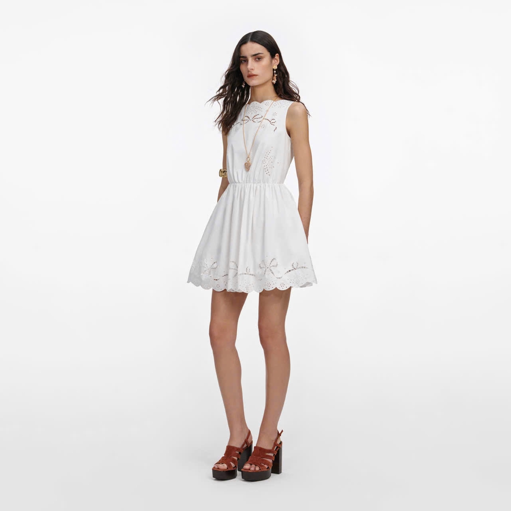 VÁY NGẮN THÊU BẰNG VẢI COTTON TRẮNG