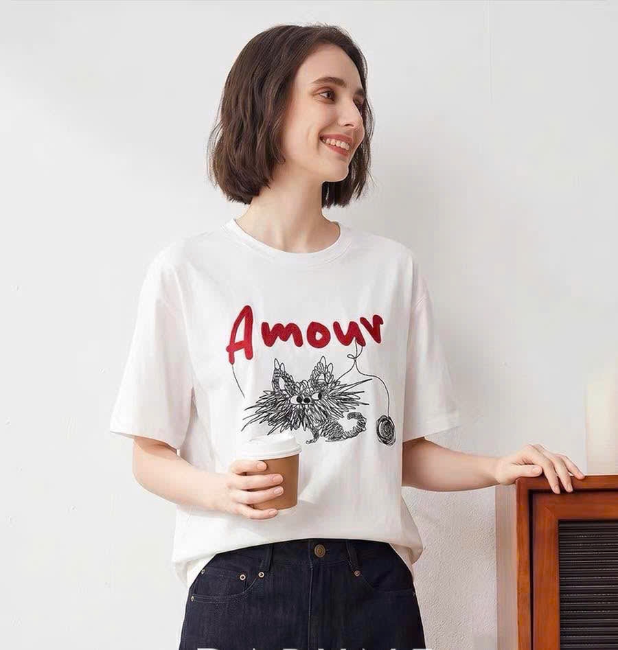 Tshirt Mo&Co thêu 
