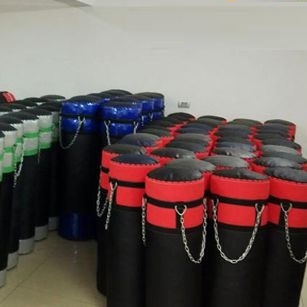 Bao đấm bốc da trơn