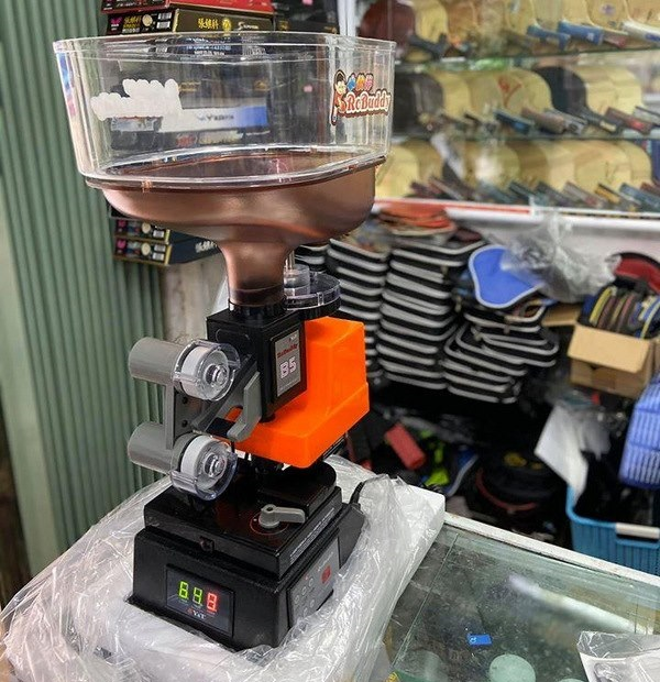 Máy bắn bóng bàn Y&T B5