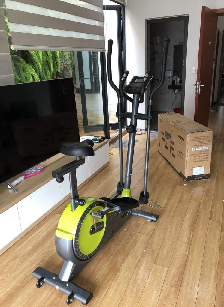 xe đạp tập thể dục BC89502