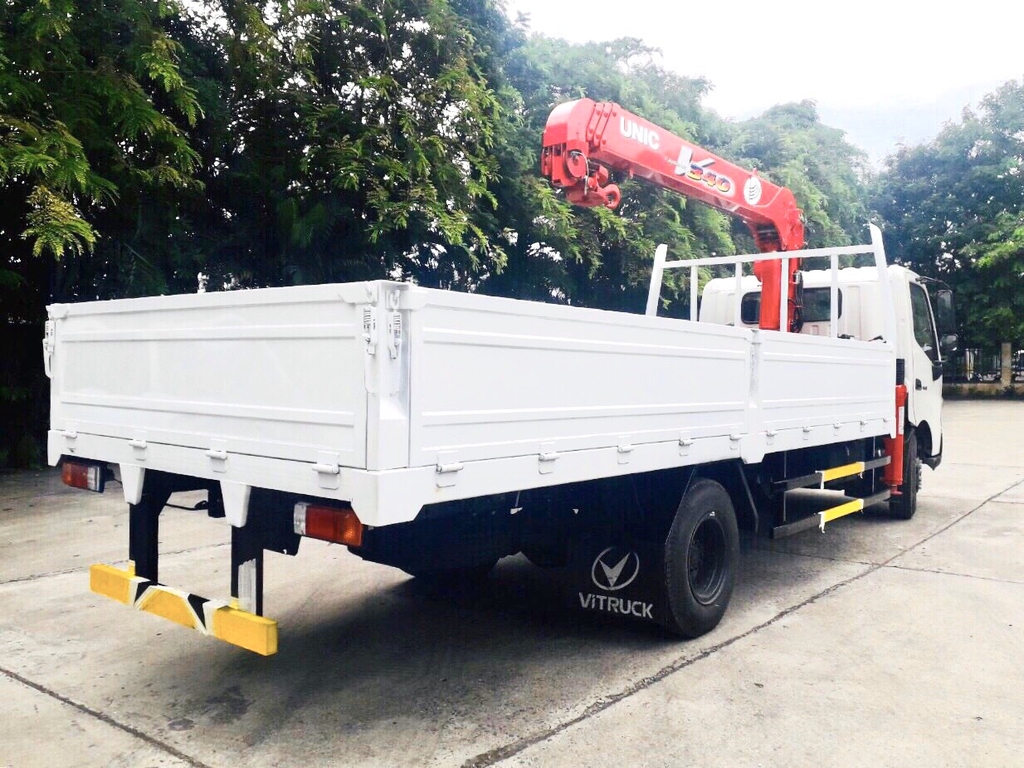 Xe Tải Hino Thùng Lửng Gắn Cẩu Unic URV340 3.5 Tấn