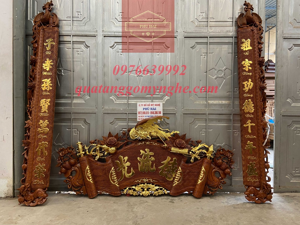 cuốn thư câu đối gỗ gụ dát vàng