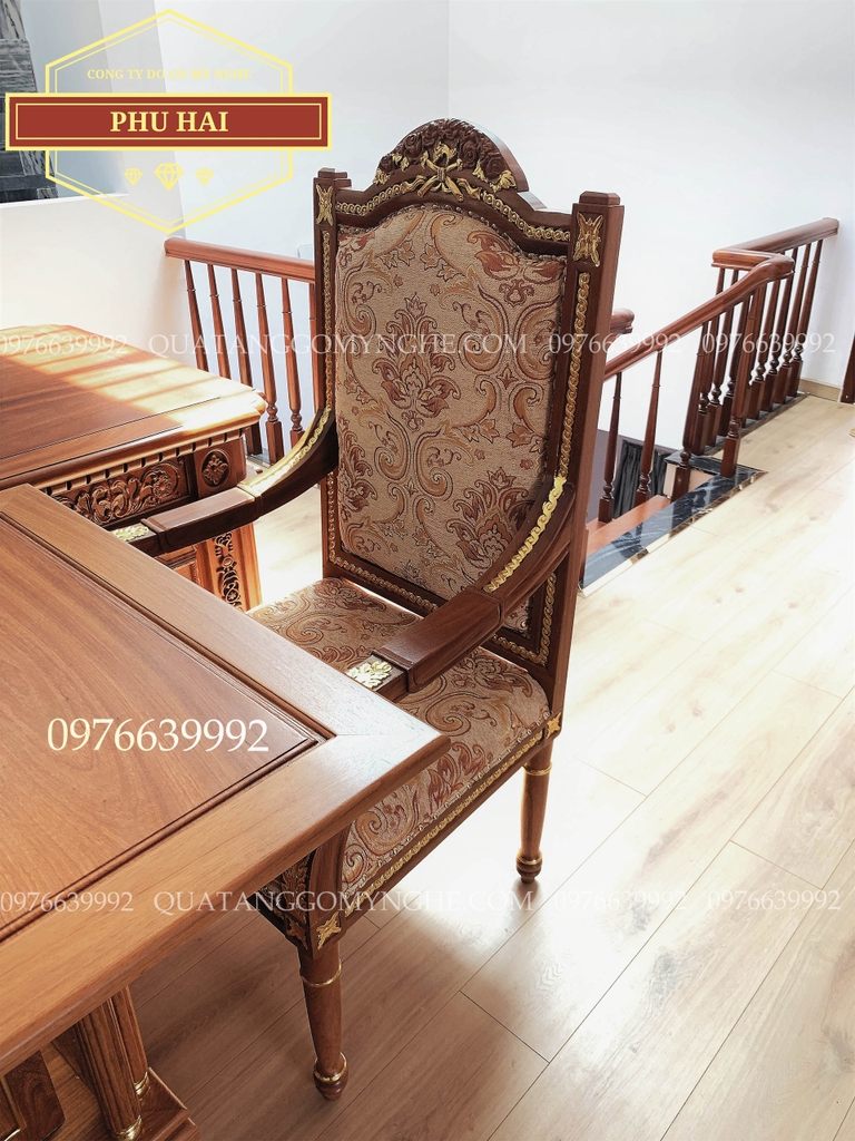 Ghế Làm Việc Gỗ Bọc Nỉ
