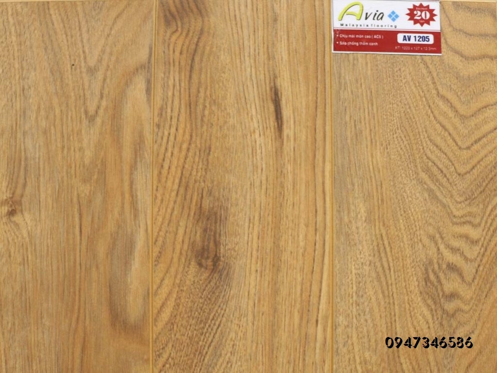Sàn Gỗ Aviva 12mm AV1205