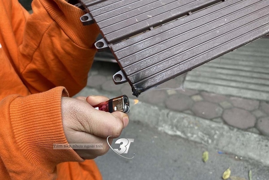 Sàn Nhựa Nguyên Khối Ngoài Trời 3T