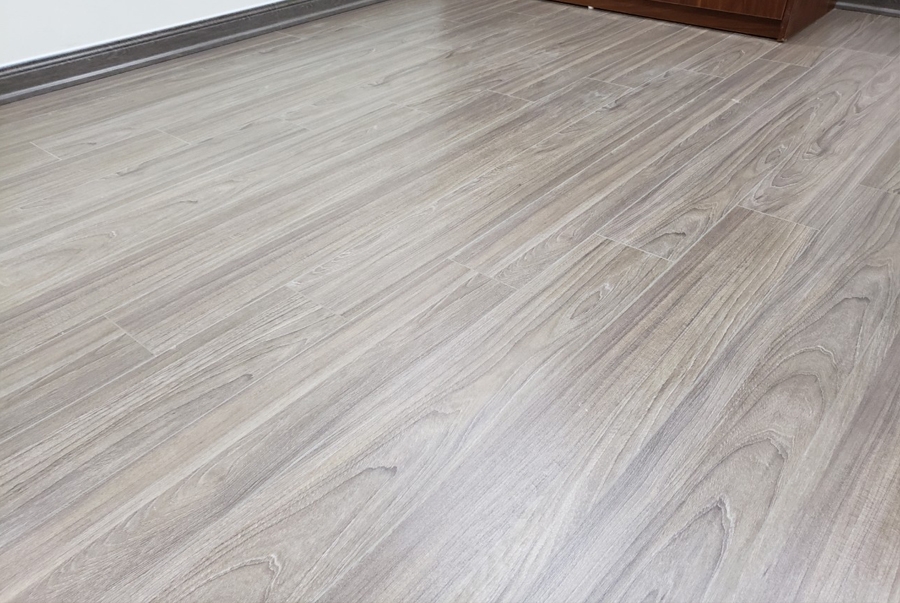 Sàn Gỗ Roman M868