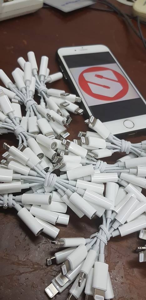 Cáp chuyển đổi Apple Lightning sang 3.5mm Chính Hãng