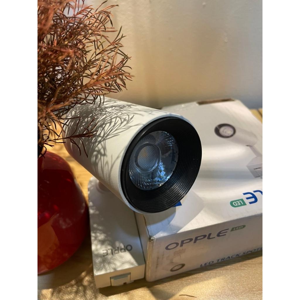 Đèn Rọi Ốp Tường OPPLE LED Spotlight Track Utility SM-U 7W - Len Quang Học Tinh Tế - Vỏ Trắng