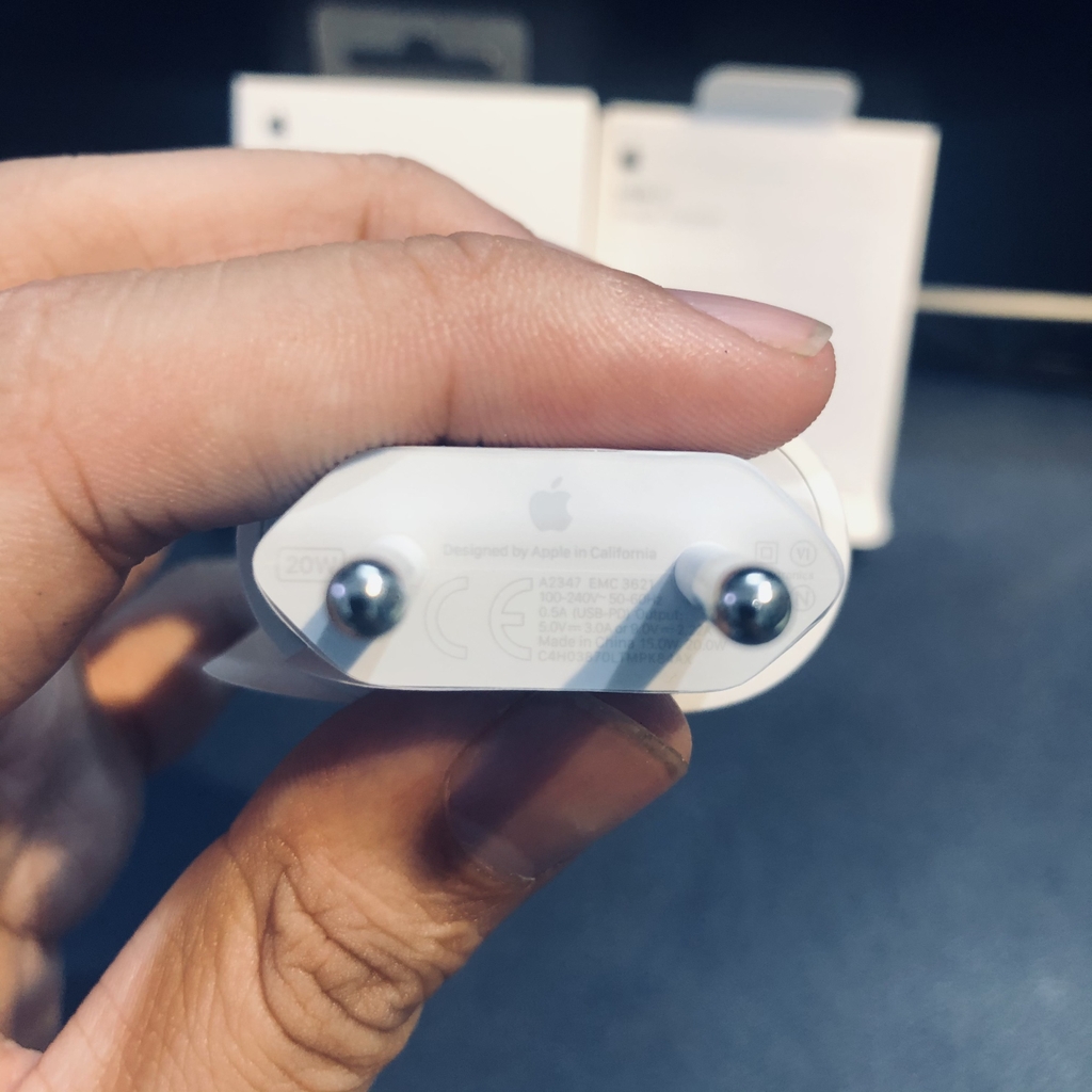 Bộ Sạc Nhanh Apple 20W Type-C Chuẩn PD Cho iPhone 6 Pro Max/16 Pro/ 16 Plus/16 - Chính Hãng