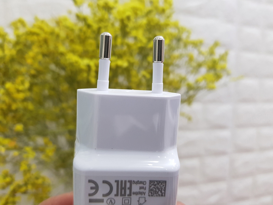 Bộ Cáp Sạc Nhanh Samsung 5V-2A S6/S7 Chính Hãng