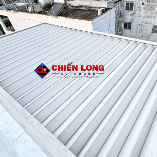 Mái nhôm Ziczac tự động chống nước ở sân thượng tại công trình Quận 12