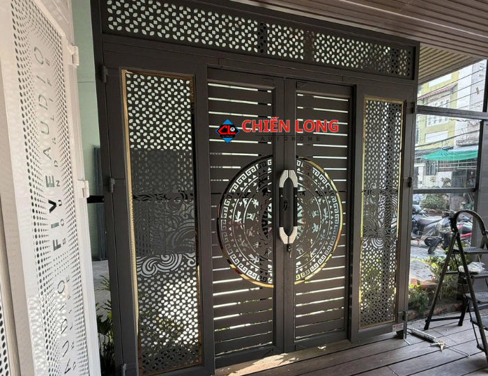 Cửa trượt quay Trống đồng, Cá chép - Tiện dụng tăng không gian sống hiện đại