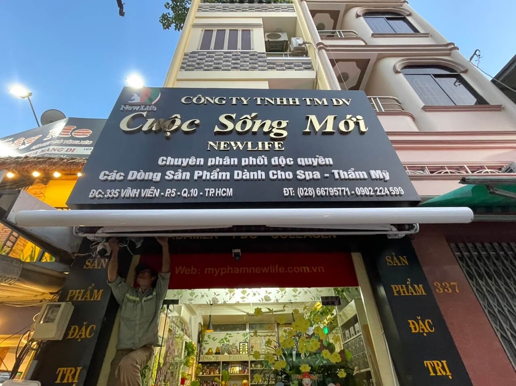 BÁO GIÁ MÁI HIÊN FULL BOX TFCA-04 ( NGANG 4.2M CHAY RA 2.2M)