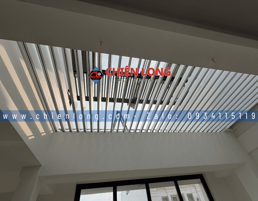 Mái Nhôm Xếp Lật Tự Động Che Giếng Trời Biệt Thự | 2640x4850mm