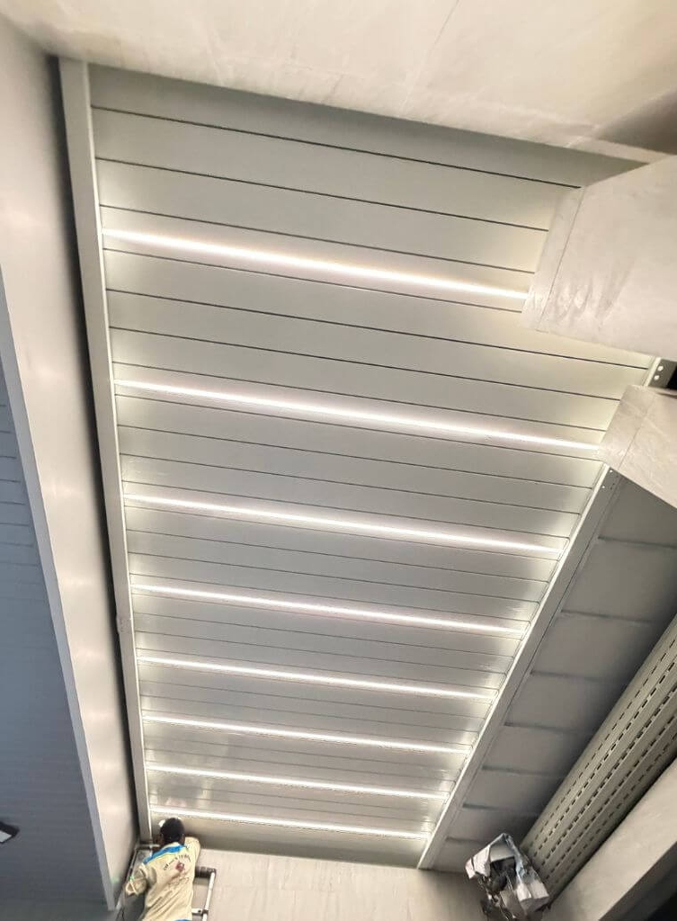Mái Nhôm Xếp Lật Tự Động Sân Trước 2.5x5.4m
