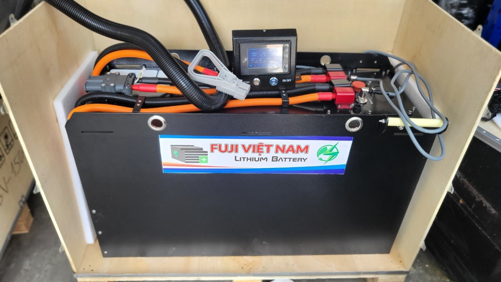 PIN LITHIUM 25.6V-220AH - HIỆU FREY