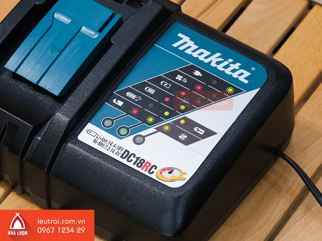 Đế sạc pin nhanh Li-Ion Makita DC18RC