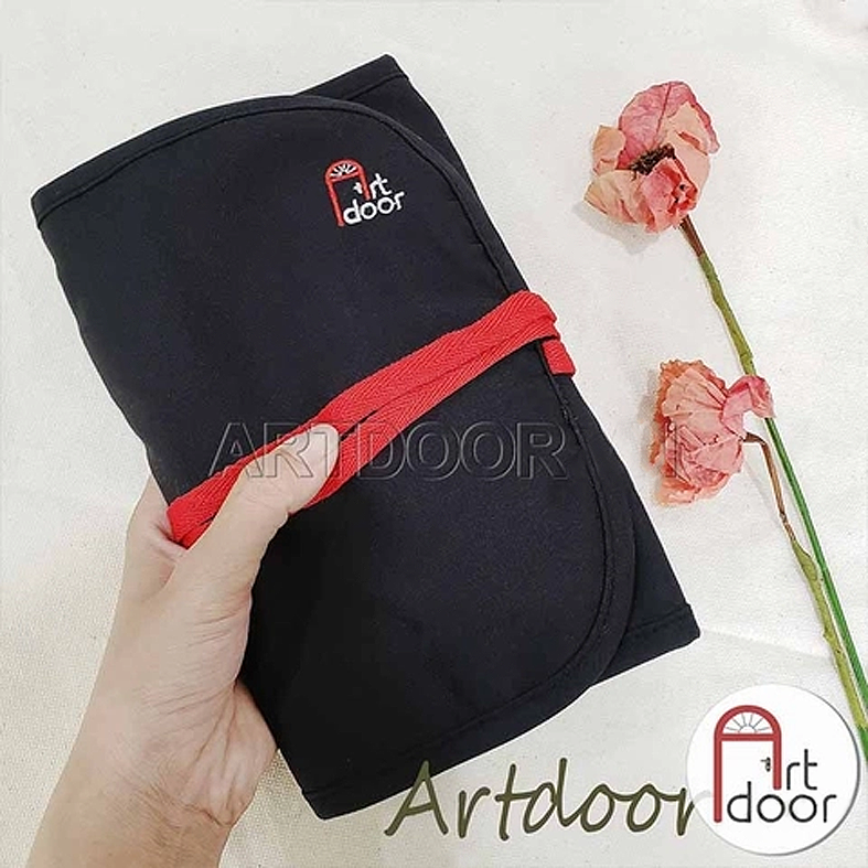 Túi đựng bút hoặc cọ vẽ tranh