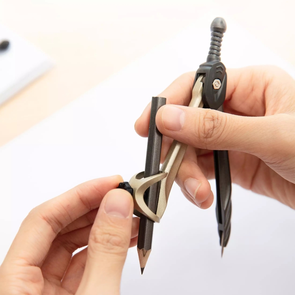 Bộ Compa vẽ kỹ thuật DELI cỡ nhỏ