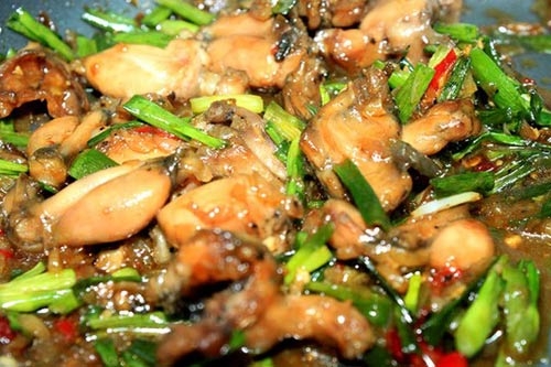 Thưởng thức ếch kho tương bằng bếp điện từ Chefs