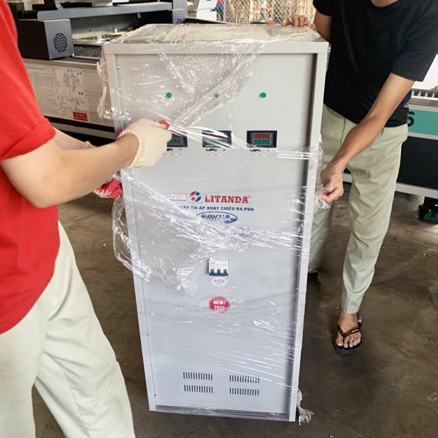 Stabilizer 60KVA 3 phase Litanda Input 260V~430V Output 380V/220V/200V