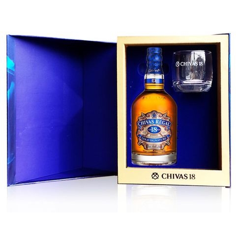 Hộp quà Chivas 18