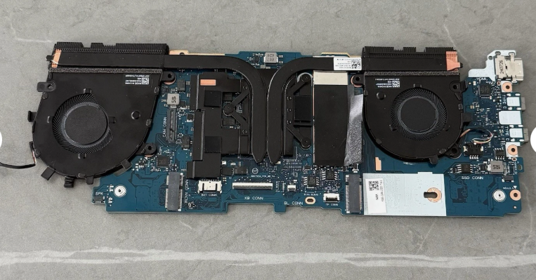 Main Lenovo Slim 7 14IMH9 CPU Ultra 7 155H 1.4GHz RAM 16GB