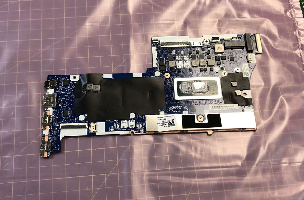 Main Lenovo IdeaPad 5 15IAL7 | CPU i5-1235U NM-E401