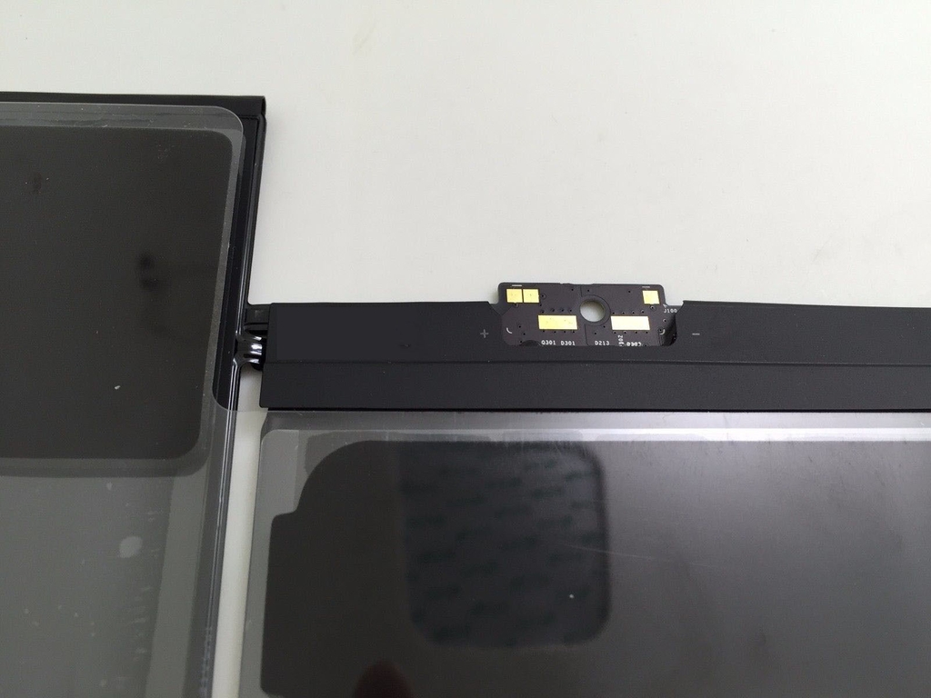 Thay pin Apple MacBook Pro 13