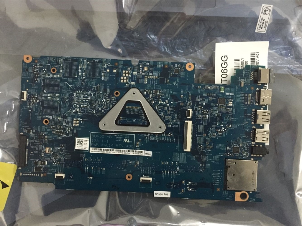 main dell 7537 i3-4010 vga share