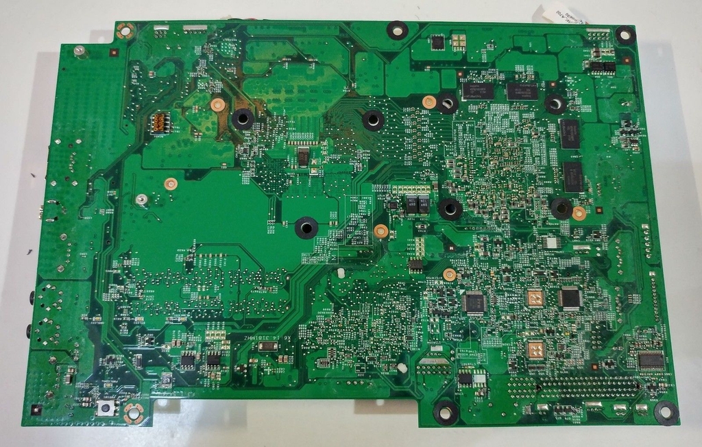 Main Lenovo IdeaCentre A700