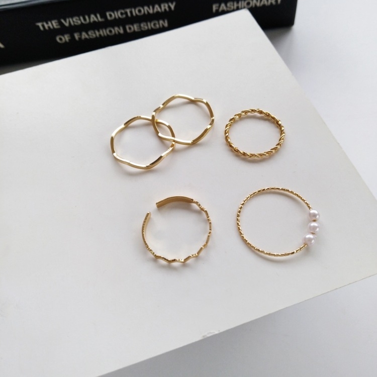 SET 5 NHẪN MẠ VÀNG ĐÍNH NGỌC TRAI D59