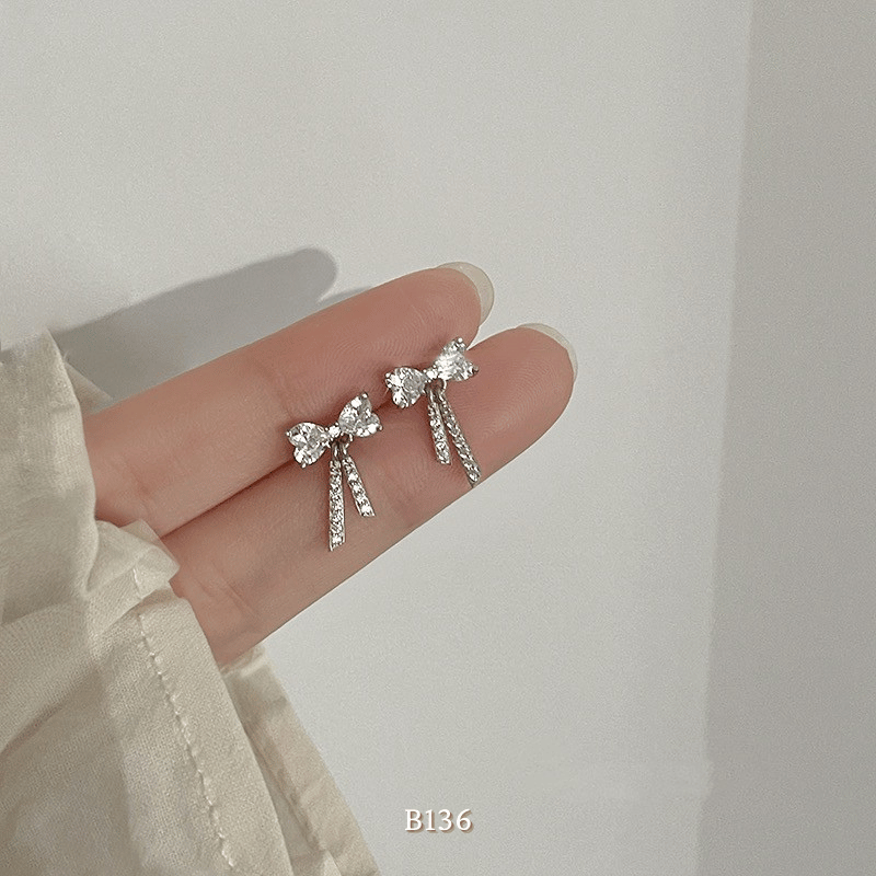 Bông tai đính đá hình nơ B136