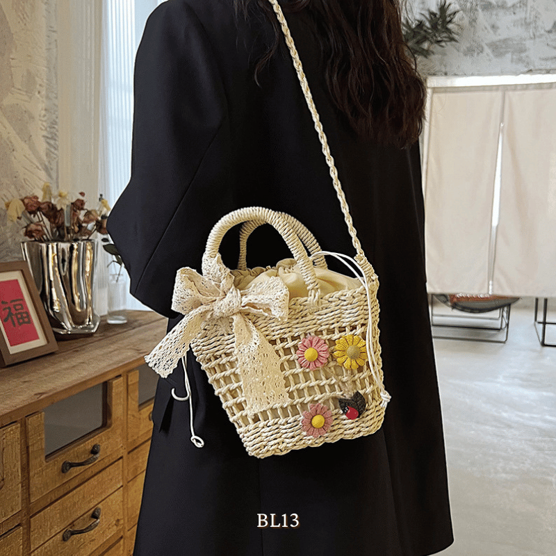 Túi cói thủ công đính nơ BL13