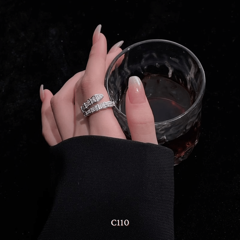 Nhẫn nữ hình rắn nạm đá cao cấp có thể tùy chỉnh size phong cách thời trang cá tính - C110