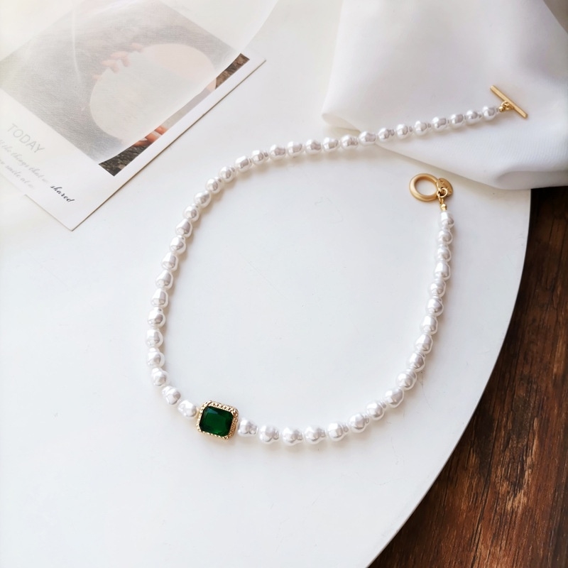 Vòng cổ ngọc trai nhân tạo hạt đá xanh D103