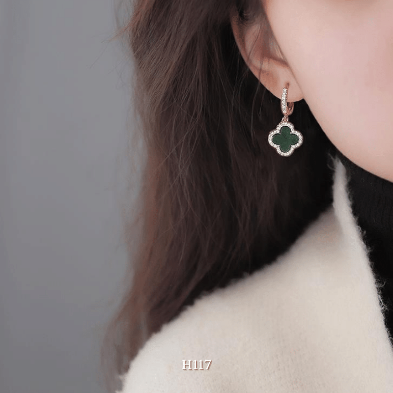 Bông tai nữ dạng móc hình hoa đá đen phụ kiện trang sức đơn giản thời trang H117