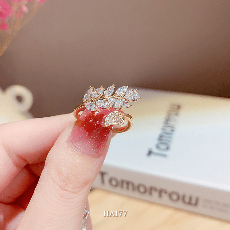 Nhẫn nữ dạng lá ôliu mạ vàng đính đá cao cấp có thể tùy chỉnh Size phong cách Hàn Quốc HA177