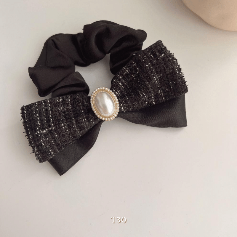 Buộc tóc nơ caro phối ngọc trai nhân tạo nữ tính thời trang Mely T30