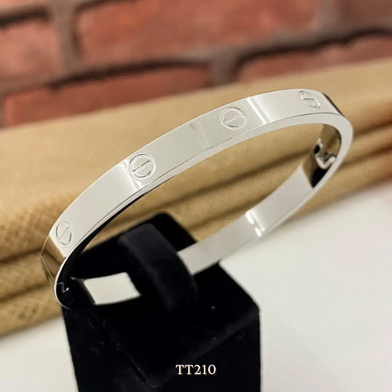 Vòng tay TT210