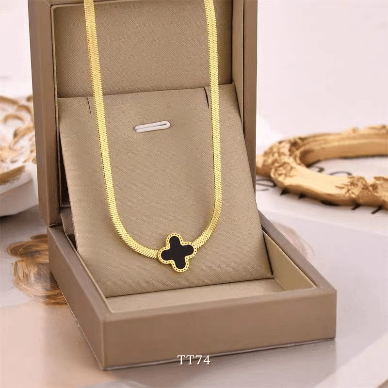 [KHÔNG ĐEN GỈ] Dây chuyền thép Titan mạ vàng thiết kế cỏ 4 lá mặt đen dây bảng to phụ kiện thời trang - TT74