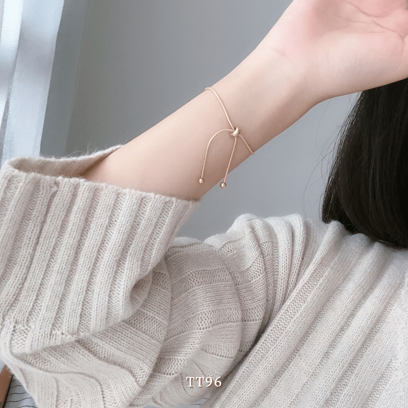 Lắc chân. Vòng tay TT96