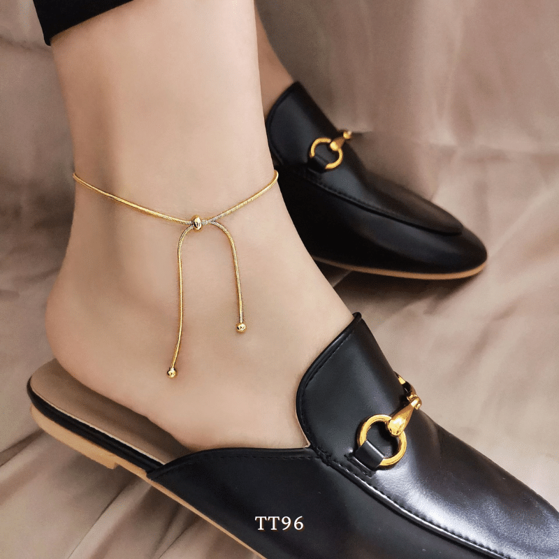 Lắc chân. Vòng tay TT96