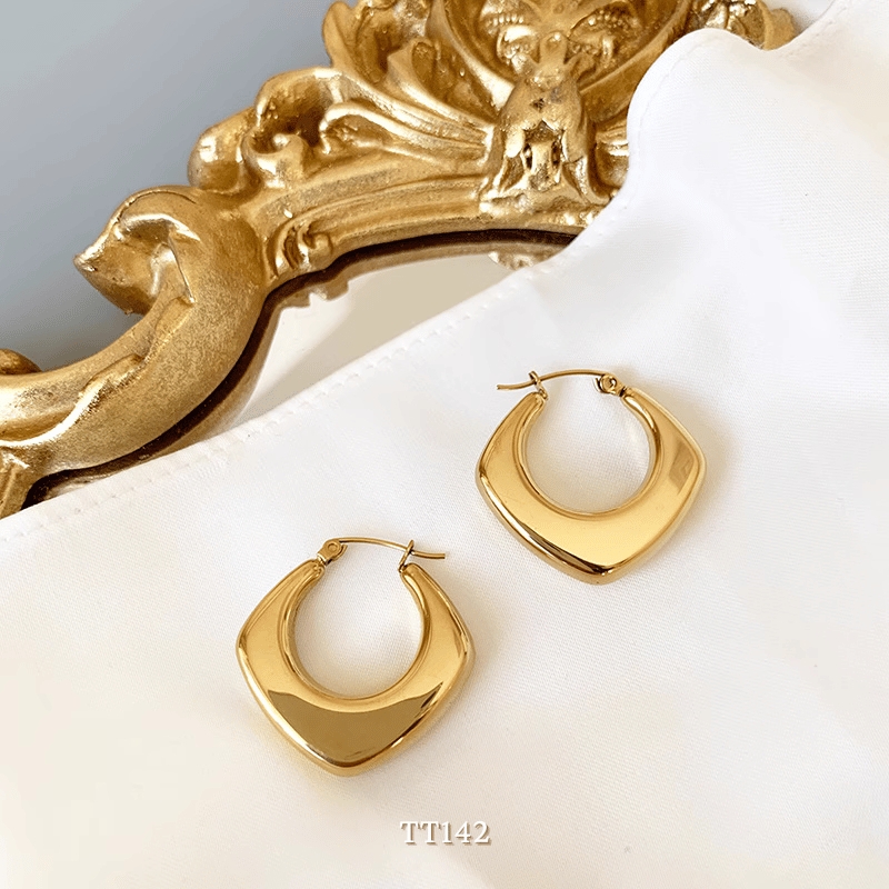 Bông tai Thép Titan không gỉ dạng vuông TT142